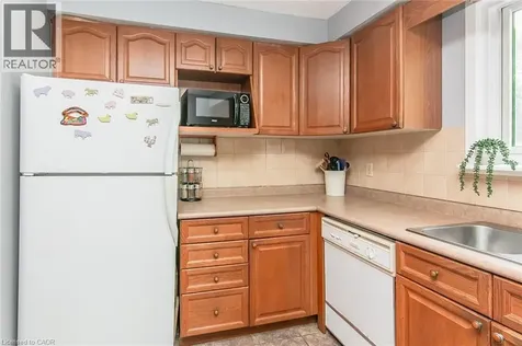 80 Old Country Drive Kitchener ON N2E 2E5