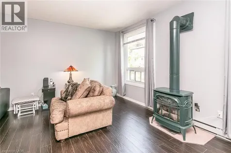 80 Old Country Drive Kitchener ON N2E 2E5