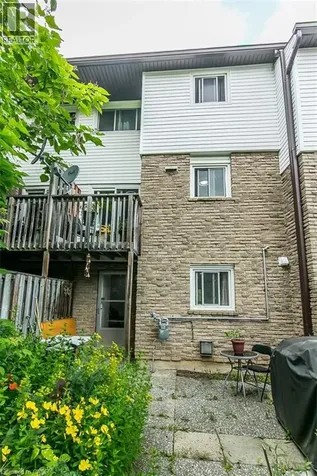 80 Old Country Drive Kitchener ON N2E 2E5