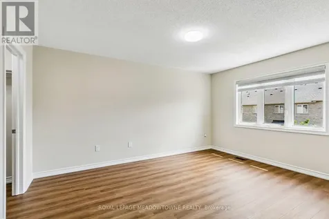 15 Learmont Avenue Caledon ON L7C 3N3