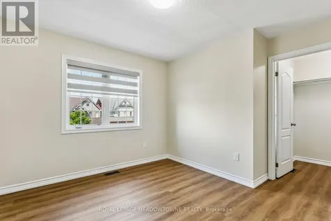 15 Learmont Avenue Caledon ON L7C 3N3