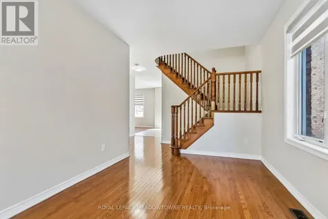 15 Learmont Avenue Caledon ON L7C 3N3