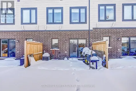314 Equestrian Way Cambridge ON N3E 0E4