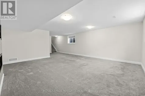 133 Angelonia Crescent Ottawa ON K1T 0Y5