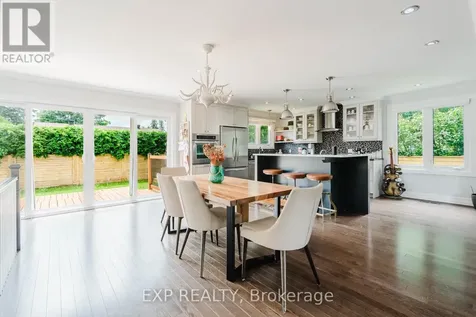 2136 Fillmore Crescent Ottawa ON K1J 6A4