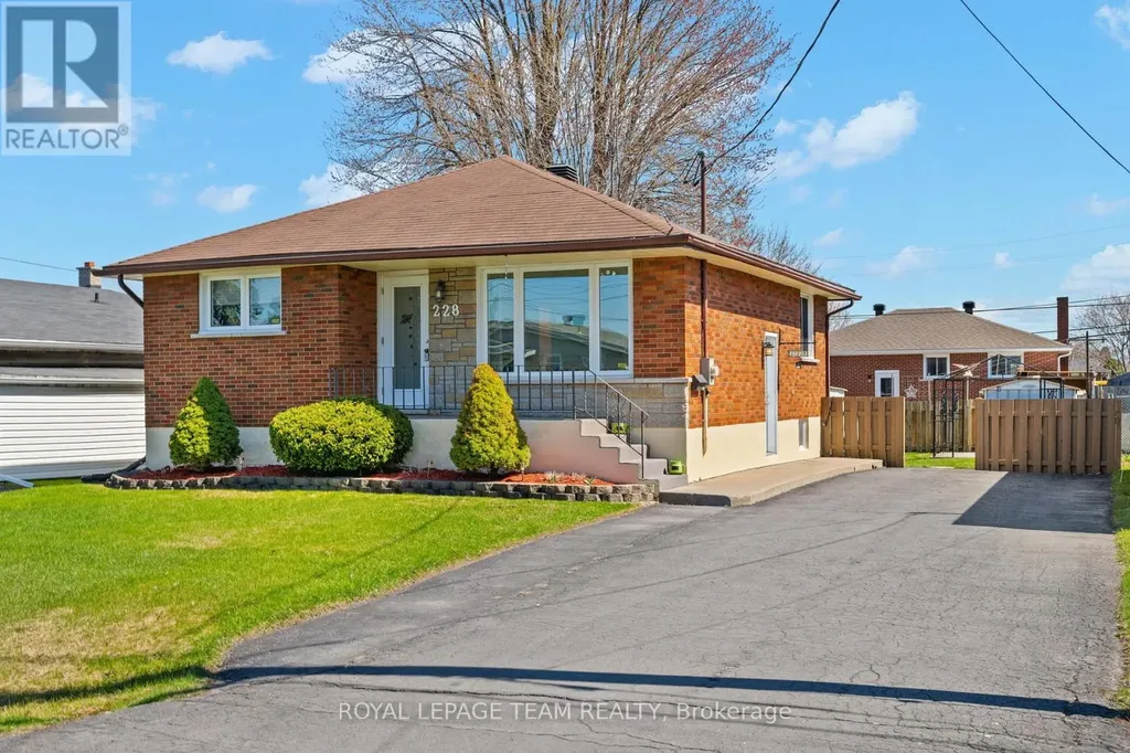 228 Laframboise Avenue Cornwall ON K6H 3E7