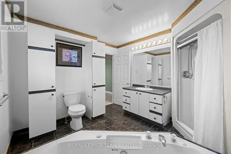 228 Laframboise Avenue Cornwall ON K6H 3E7