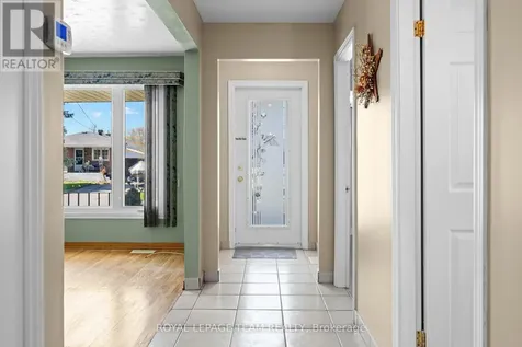 228 Laframboise Avenue Cornwall ON K6H 3E7