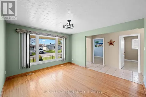 228 Laframboise Avenue Cornwall ON K6H 3E7