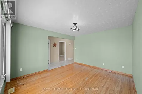 228 Laframboise Avenue Cornwall ON K6H 3E7