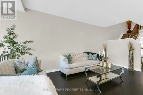1149 Beckett Crescent Ottawa ON K2S 0Z2