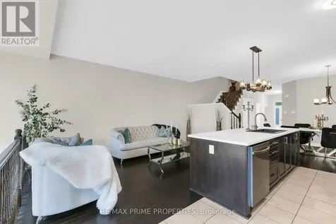 1149 Beckett Crescent Ottawa ON K2S 0Z2