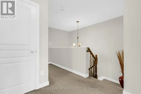 1149 Beckett Crescent Ottawa ON K2S 0Z2
