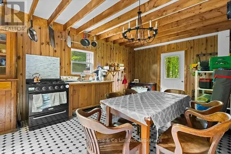 302075 Concession 2 Sideroad West Grey ON N4N 3B8