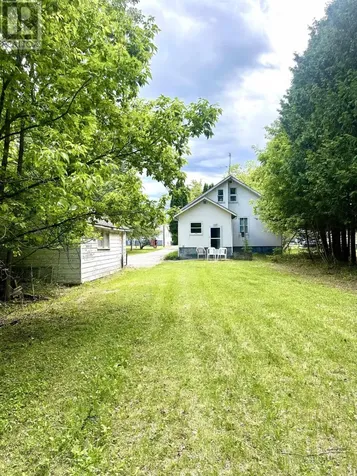 1312 Emo Road Fort Frances ON P9A 2V5