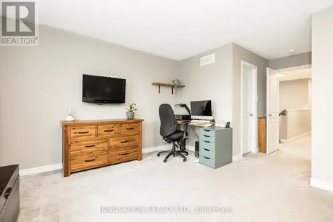 218 Akerson Road Ottawa ON K2M 0H7