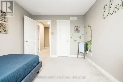 218 Akerson Road Ottawa ON K2M 0H7