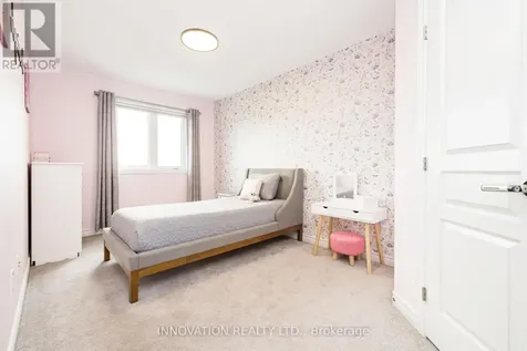 218 Akerson Road Ottawa ON K2M 0H7