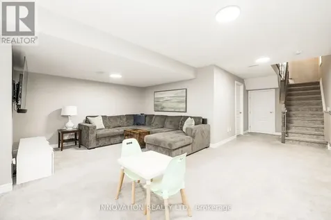 218 Akerson Road Ottawa ON K2M 0H7