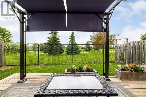218 Akerson Road Ottawa ON K2M 0H7