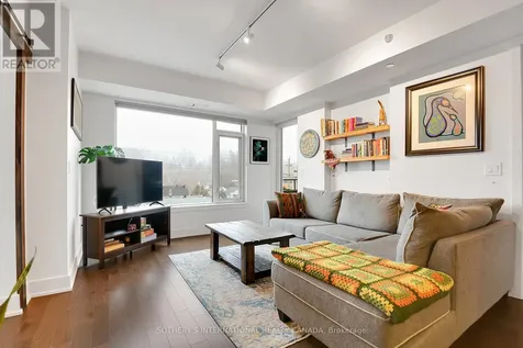 7 Marquette Avenue Ottawa ON K1L 8A7