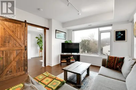 7 Marquette Avenue Ottawa ON K1L 8A7