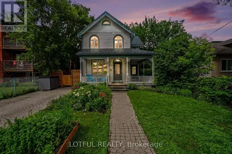 518 Hilson Avenue Ottawa ON K1Z 6C8
