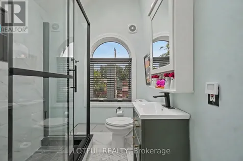 518 Hilson Avenue Ottawa ON K1Z 6C8