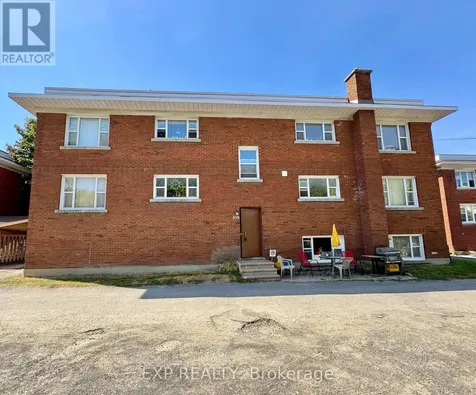 839 Kirkwood Avenue Ottawa ON K1Z 5Y1