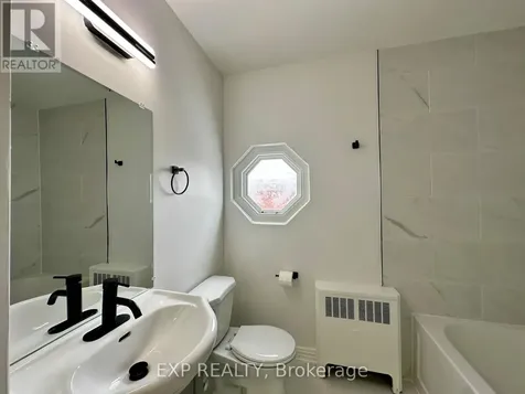 839 Kirkwood Avenue Ottawa ON K1Z 5Y1