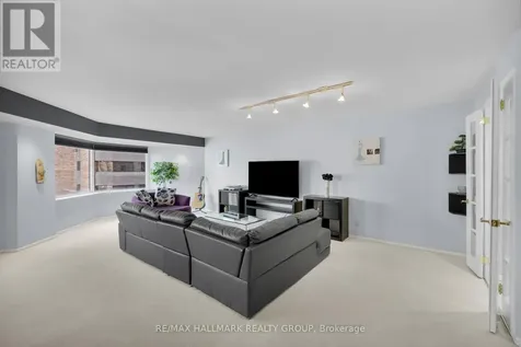 151 Bay Street Ottawa ON K1R 7T2
