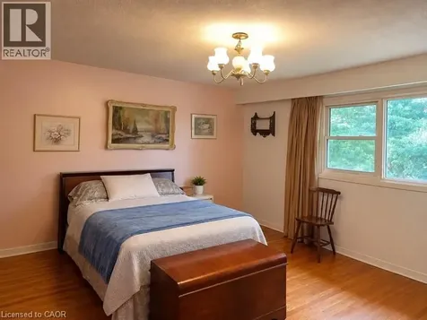 1199 Nottingham Avenue Burlington ON L7P 2R5