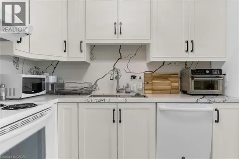 1225 North Shore Boulevard East Burlington ON L7S 1Z6