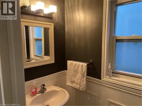 470 Trembling Aspen Avenue Waterloo ON N2T 2T4