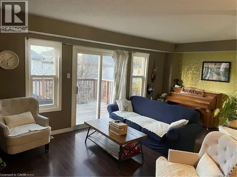470 Trembling Aspen Avenue Waterloo ON N2T 2T4