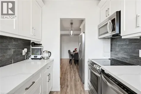 15 Nicklaus Drive Hamilton ON L8K 5J5