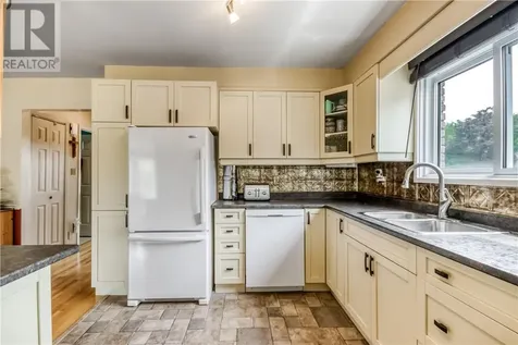 1025 Arthur Street Sudbury ON P3A 5L8
