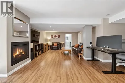 196 Maple Bush Drive Cambridge ON N1T 0B7