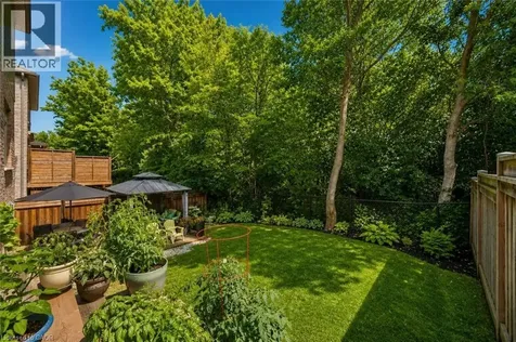 196 Maple Bush Drive Cambridge ON N1T 0B7