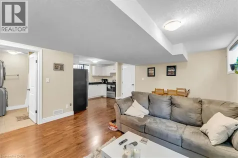 121 Dallan Drive Guelph ON N1L 0N3