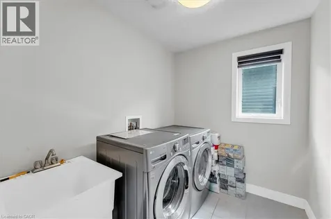 121 Dallan Drive Guelph ON N1L 0N3