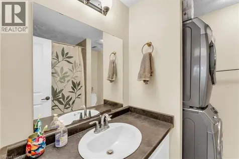 121 Dallan Drive Guelph ON N1L 0N3