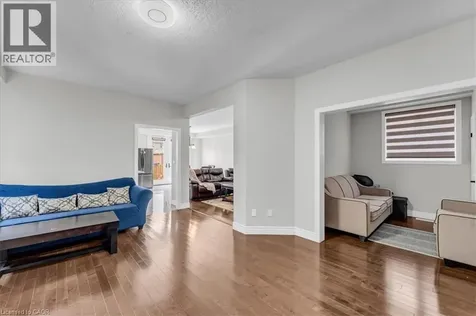 121 Dallan Drive Guelph ON N1L 0N3