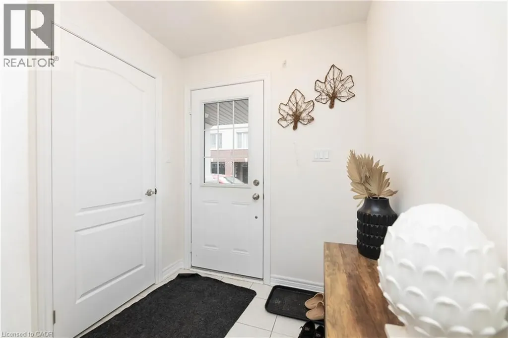 755 Linden Drive Cambridge ON N3H 0E4