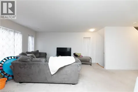 755 Linden Drive Cambridge ON N3H 0E4