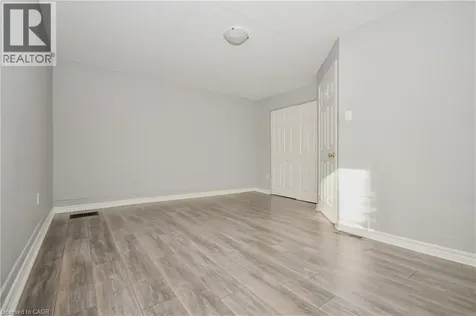 25 Elgin Street North Cambridge ON N1R 5G8