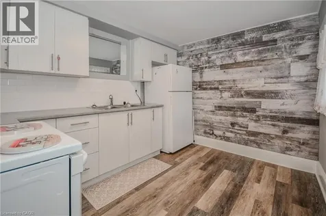 25 Elgin Street North Cambridge ON N1R 5G8
