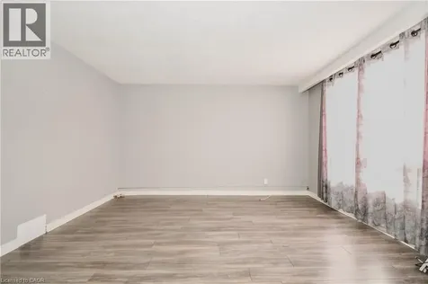 25 Elgin Street North Cambridge ON N1R 5G8