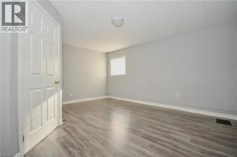 25 Elgin Street North Cambridge ON N1R 5G8