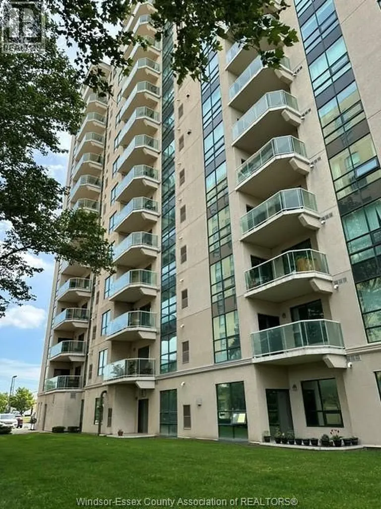 4789 Riverside Drive East Windsor ON N8Y 5A2